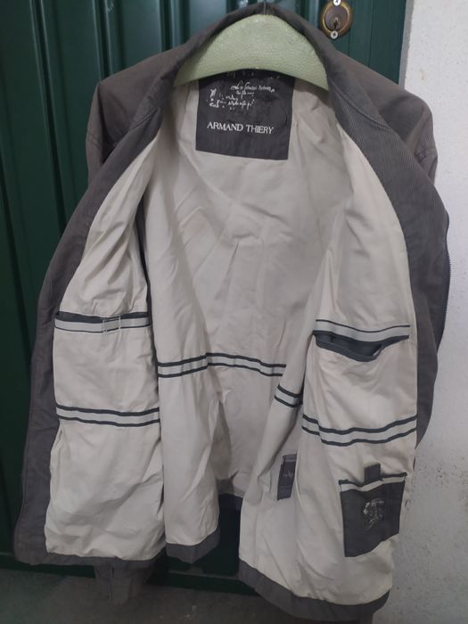 2 casacos XL para venda