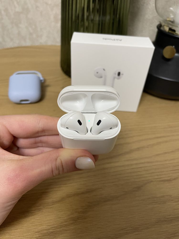 Бездротові навушники Apple AirPods 2 б/у з коробкою