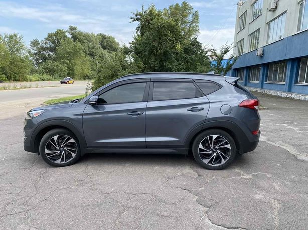 Продам Hyundai Tucson Limited 2017г