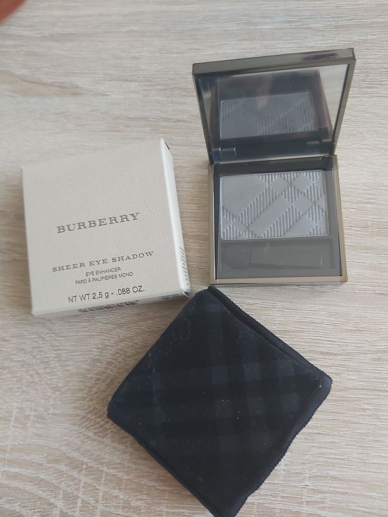 Cień do powiek  Burberry 2.5g