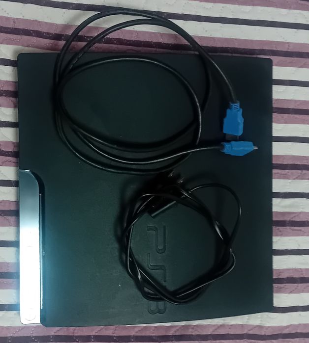 Vendo ps3 em perfeito estado so ta sem comando