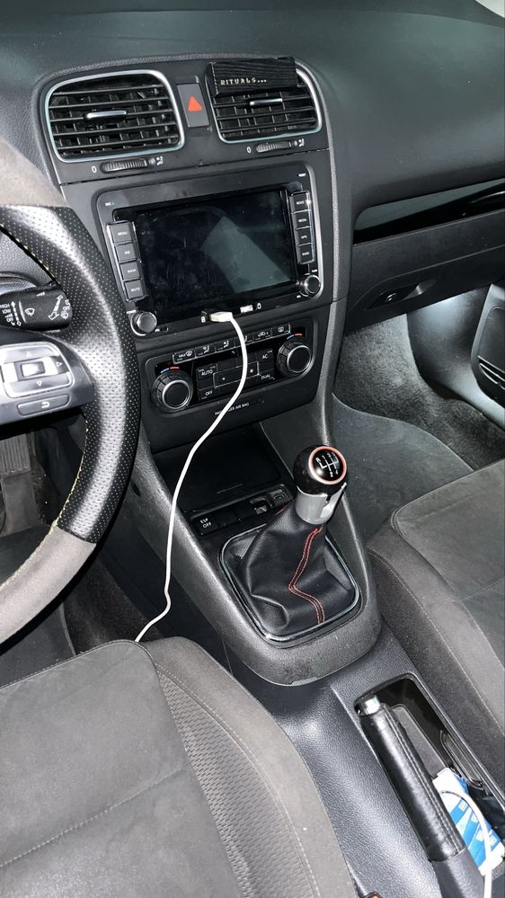 Volkswagen Golf VI 2.0 tdi