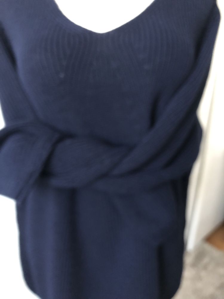 Granatowy gruby ciepły sweter 50% wełny 50|52