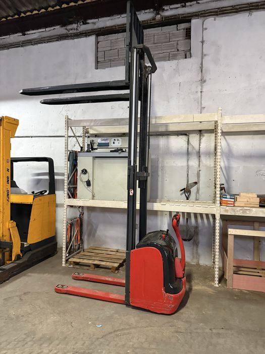 Stacker linde L16! Revenda! Oportunidade!