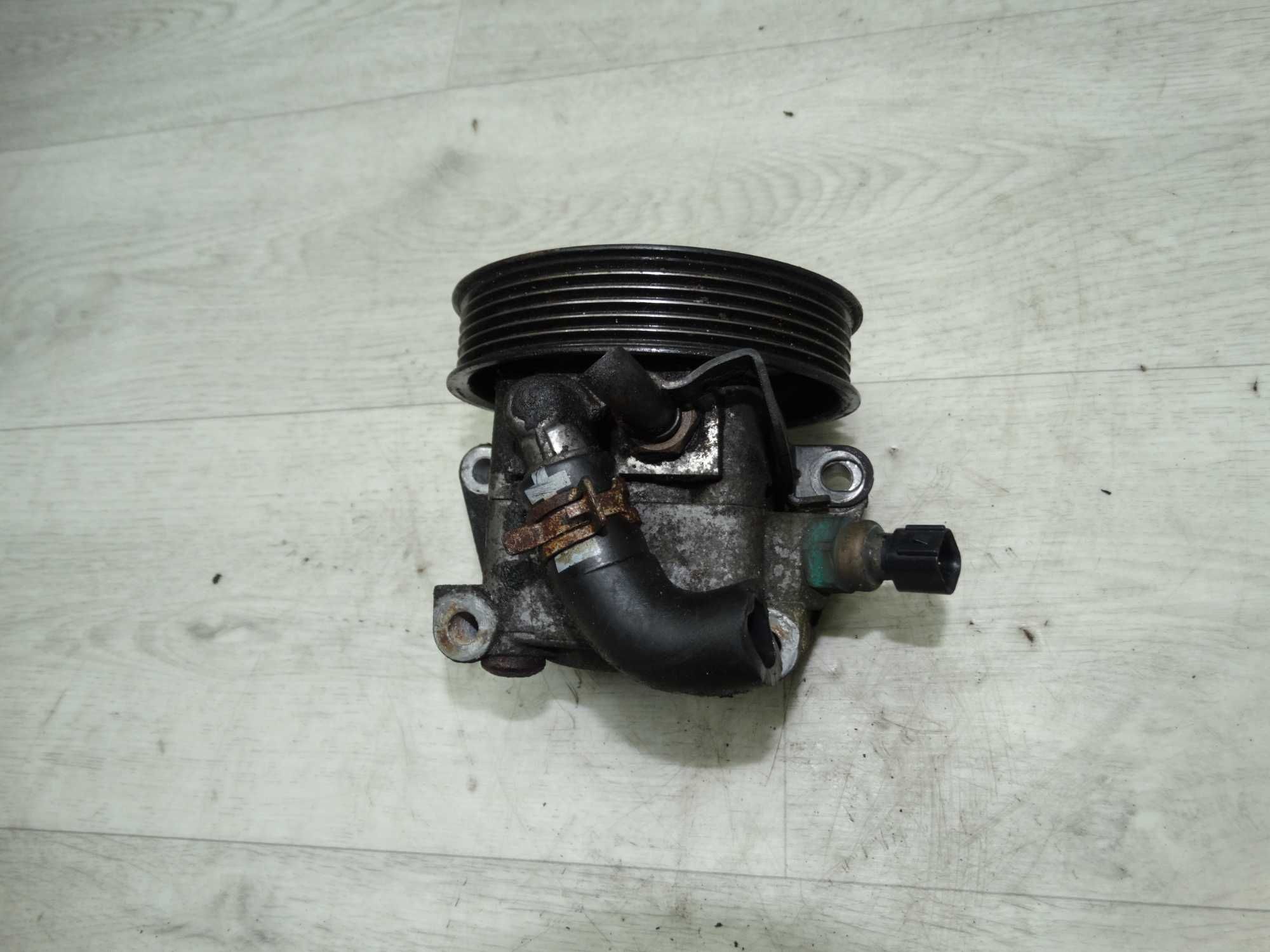 Насос гідропідсилювача Ford C-Max Focus 2 Volvo S40 03-10 4M513A696AC8