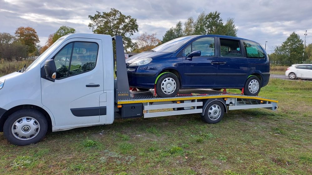 Autolaweta Laweta Autopomoc Transport Przewóz Pojazdów