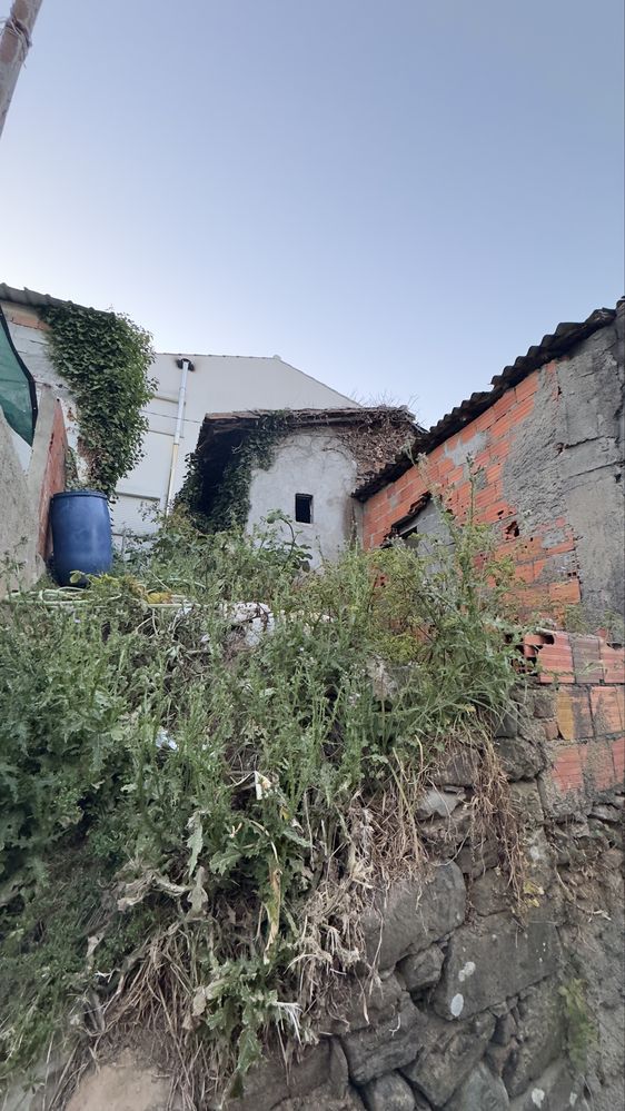 Casa em Ruína para Reconstrução | Donas – Fundão, Castelo Branco
