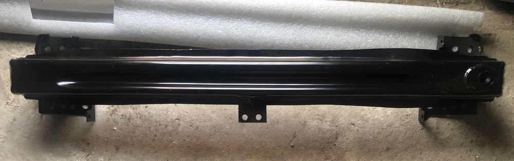 Підсилювач усилитиль бампера перднього заднього VW Tiguan Jetta Golf7