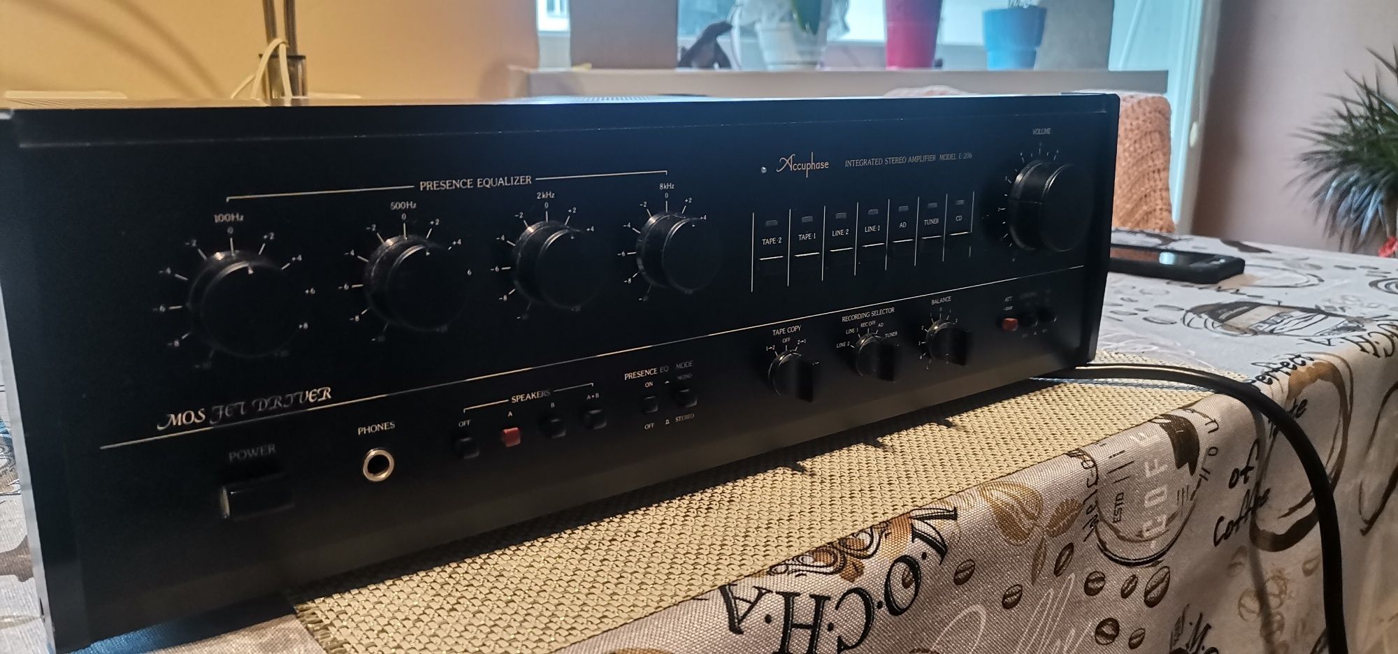 Accuphase e 206 stan b dobry