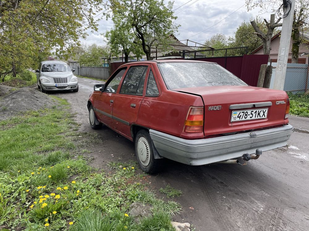 Opel Kadett 1.4 Терміново