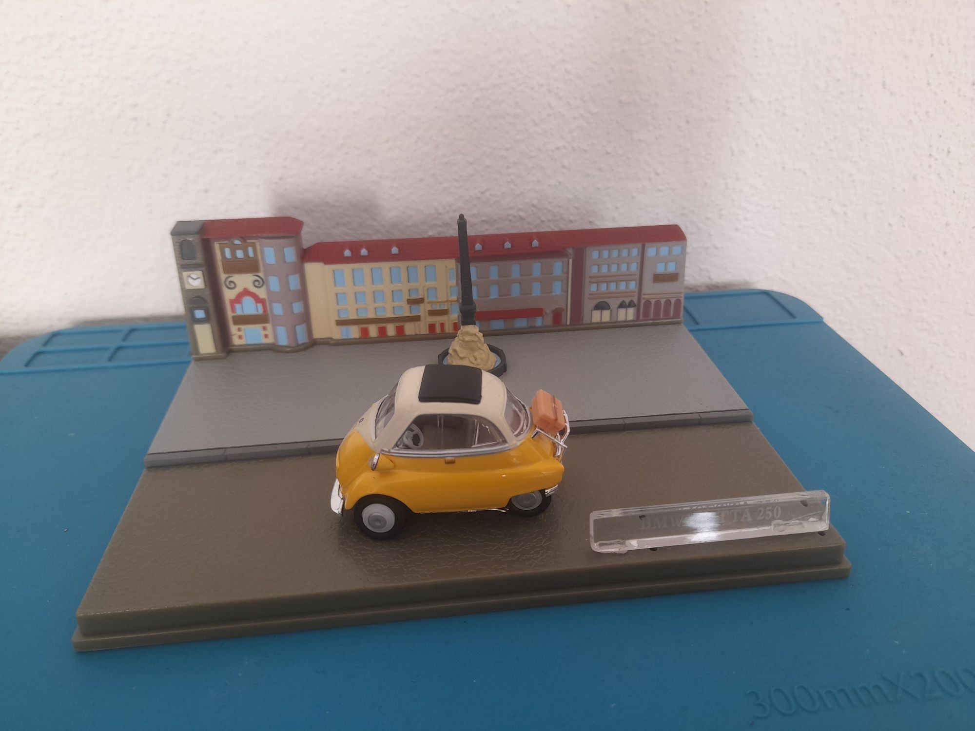 Miniatura Bmw isetta 250