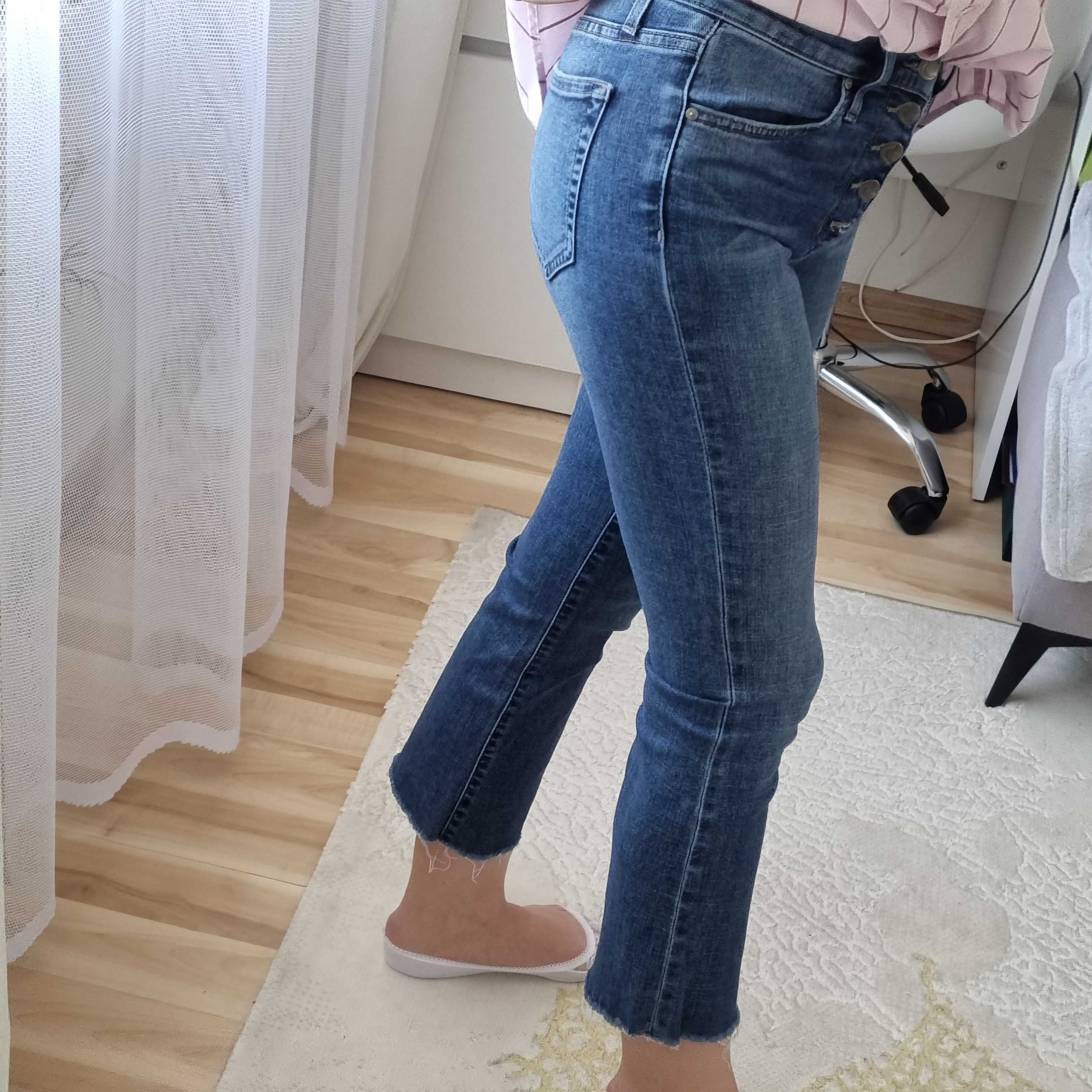 Spodnie jeansowe damskie dzwony nogawki 7/8 od Joe's rozmiar W 24 XS-S