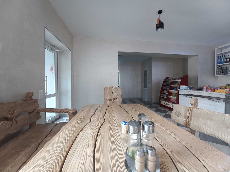 Продаж діючого кафе біля траси Долина–Хуст, с. Мислівка