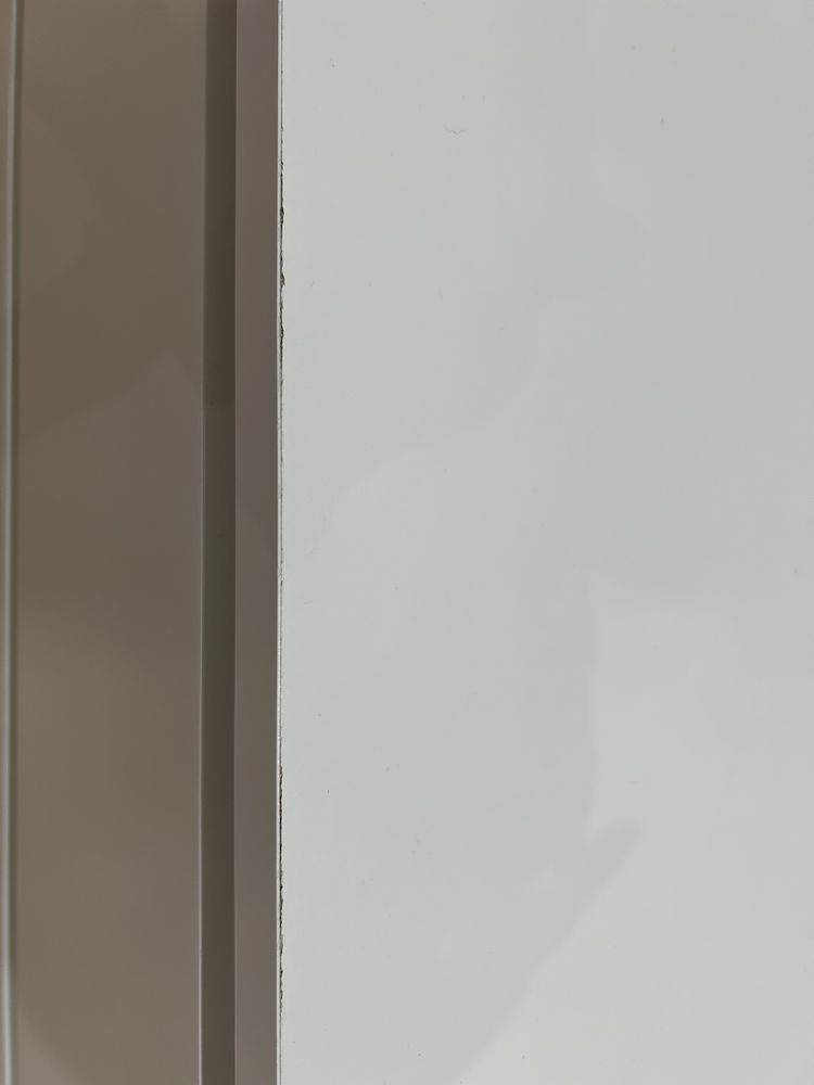 Comoda MALM 3 gavetas (bom estado)