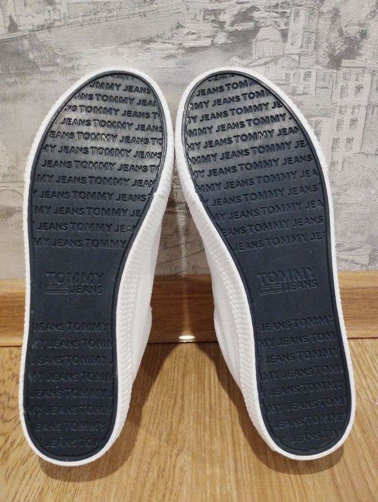 Кеди Tommy Hilfiger