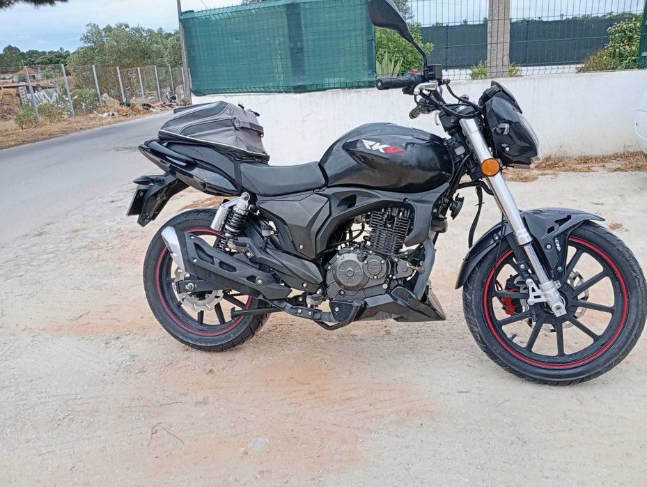 Keeway krv 125 : )