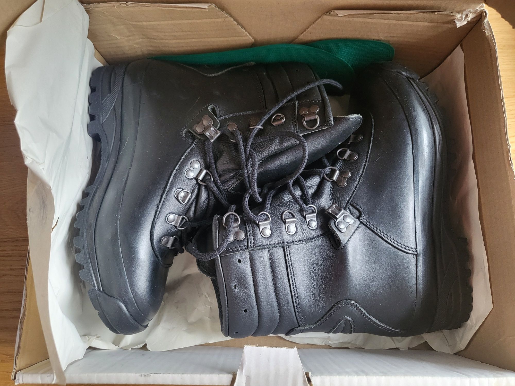 Buty wojskowe specjalne 928/MON, trzewiki zimowe - 24,5 / 38 - nowe