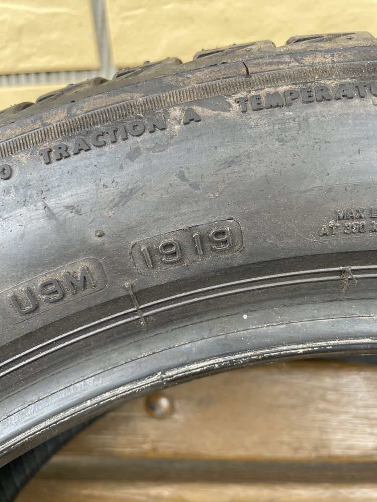 Шини Резина 205.55 R17 Bridgestone як Нові Літо