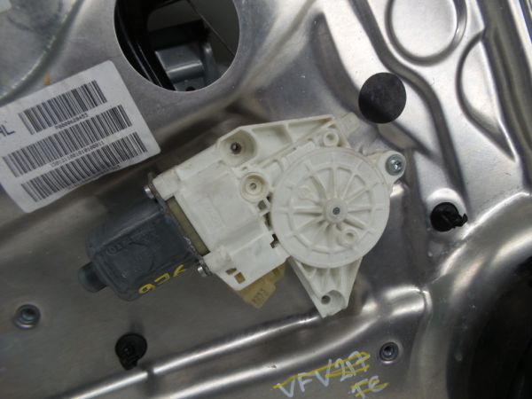 Elevador vidros trás esquerdo MERCEDES-BENZ Classe C Carrinha (S204)