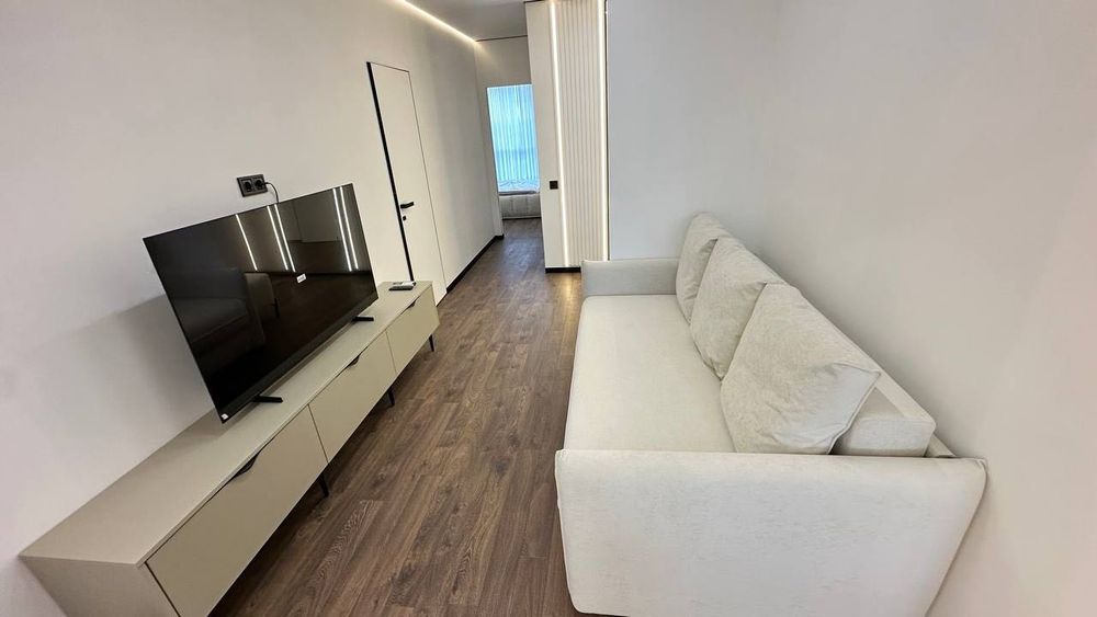 Продаж 2 км квартири в ЖК бізнес класу