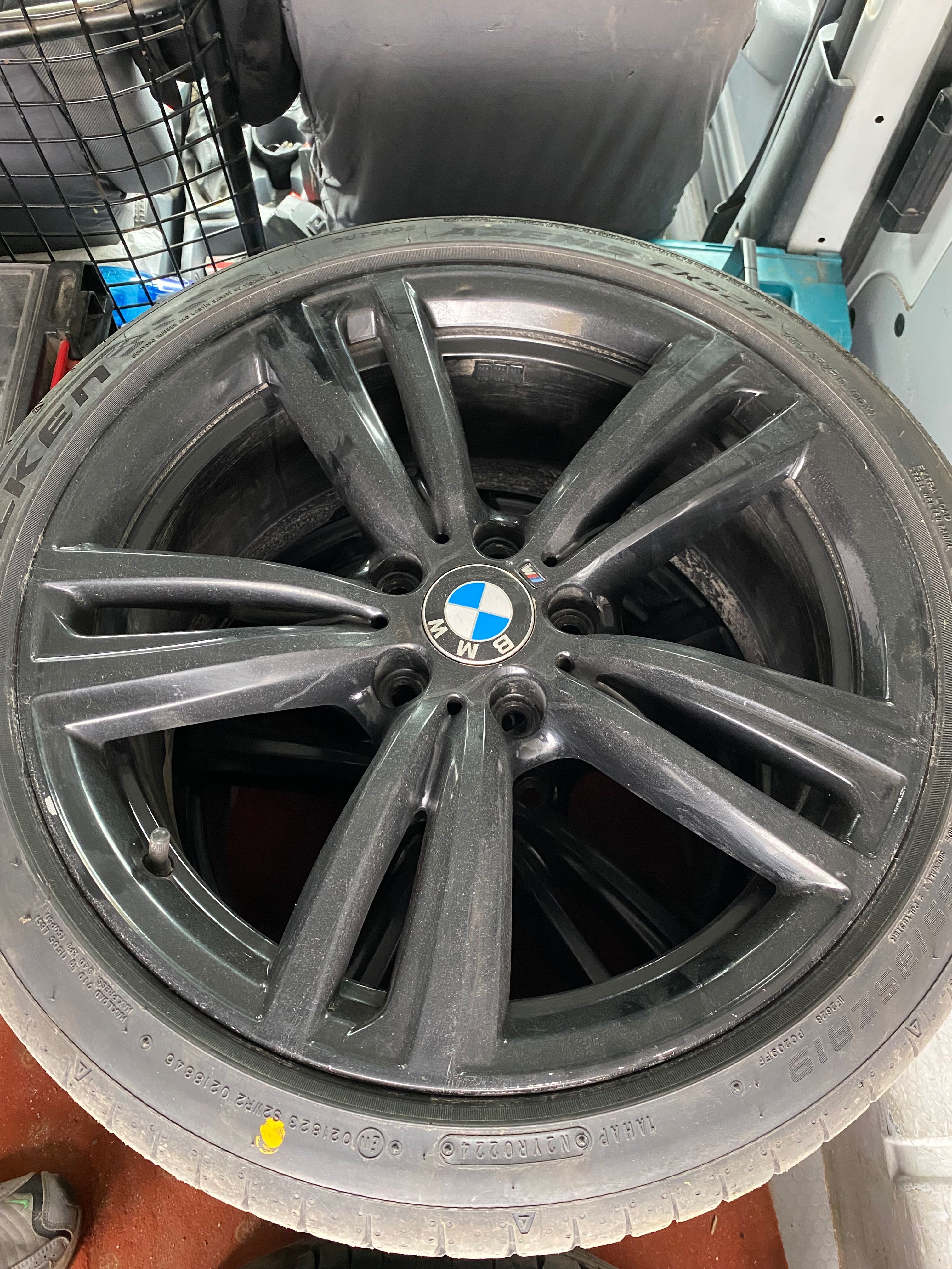 Felgi 19 BMW 5x120 styling 442m czarne z nowymi oponami Falkena