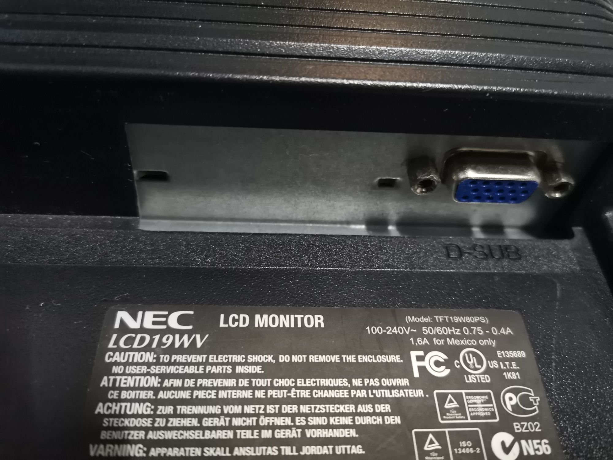Монитор 19" NEC LCD19WV