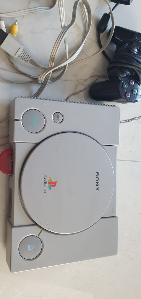 PlayStation 1  konsola