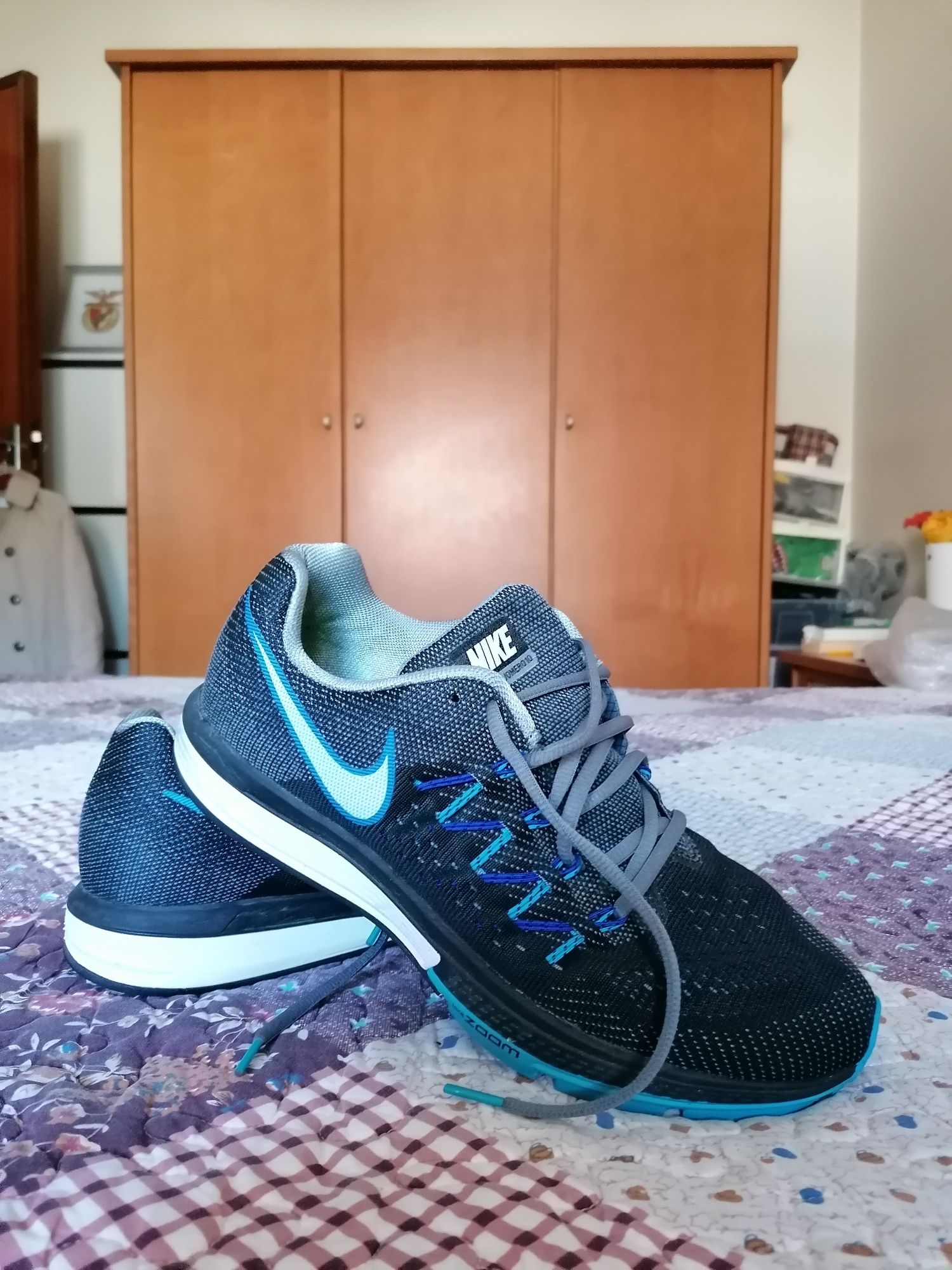 Sapatilhas Nike Zoom Vomero 10 - tamanho 44