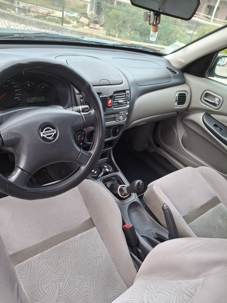 Nissan Almera 1.3
