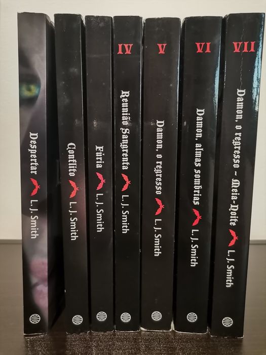 Livros, "Cronicas Vampíricas", L.J. Smith