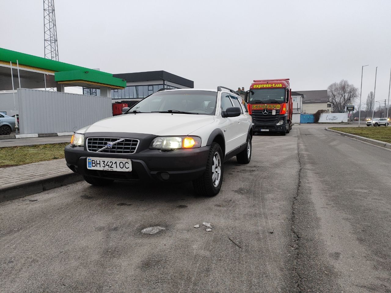 Volvo xc70 2,4гбо автомат