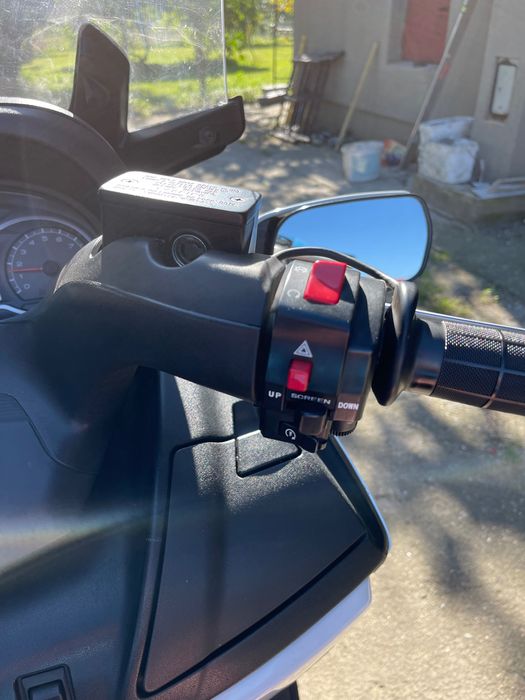 Suzuki Burgman 650