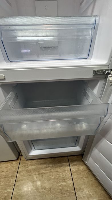 Frigorífico Combinado Daewoo RN-331NPW – Muito Bom Estado!