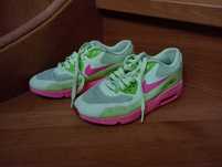 Buty dziecięce Nike 36.5