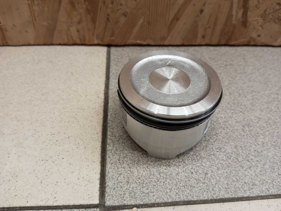 Поршневой комплект 170F 70мм к бензогенератору  (заводская деталь)