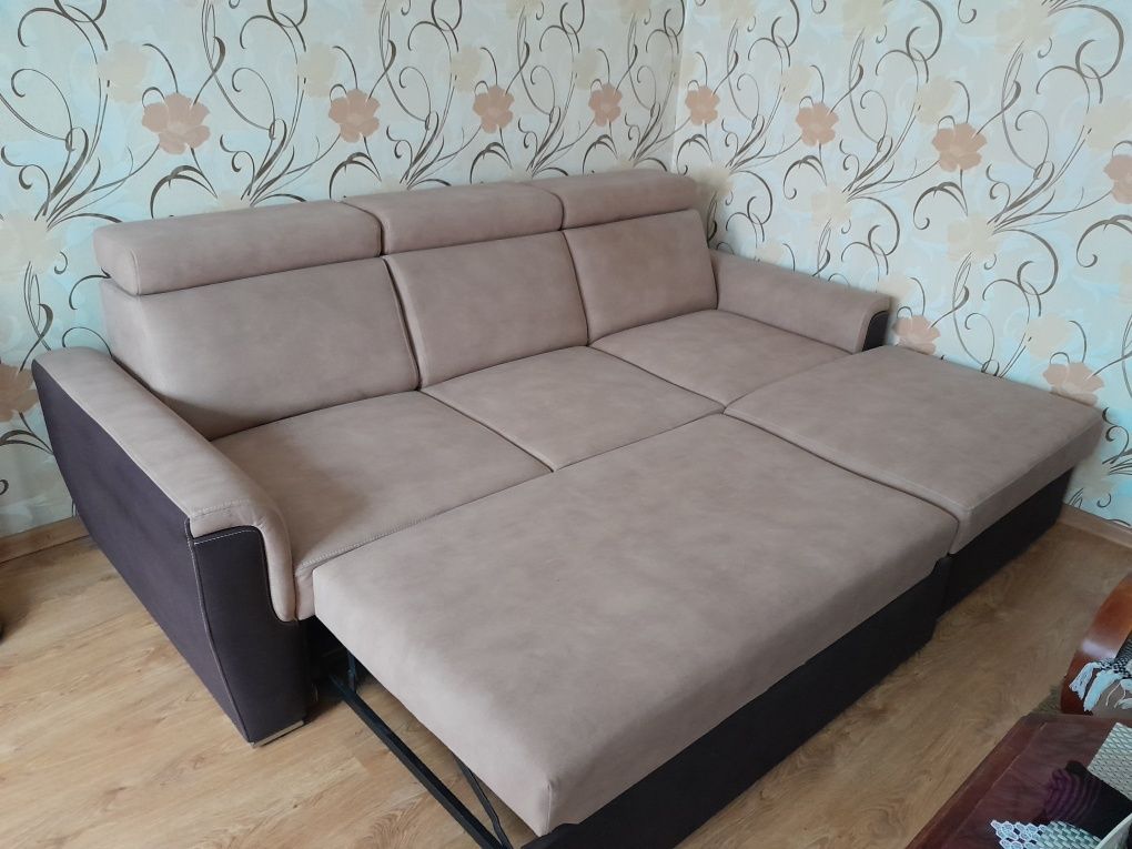 Narożnik z funkcją spania
