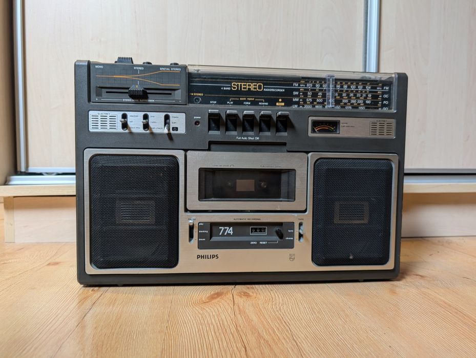 Radio Philips 774