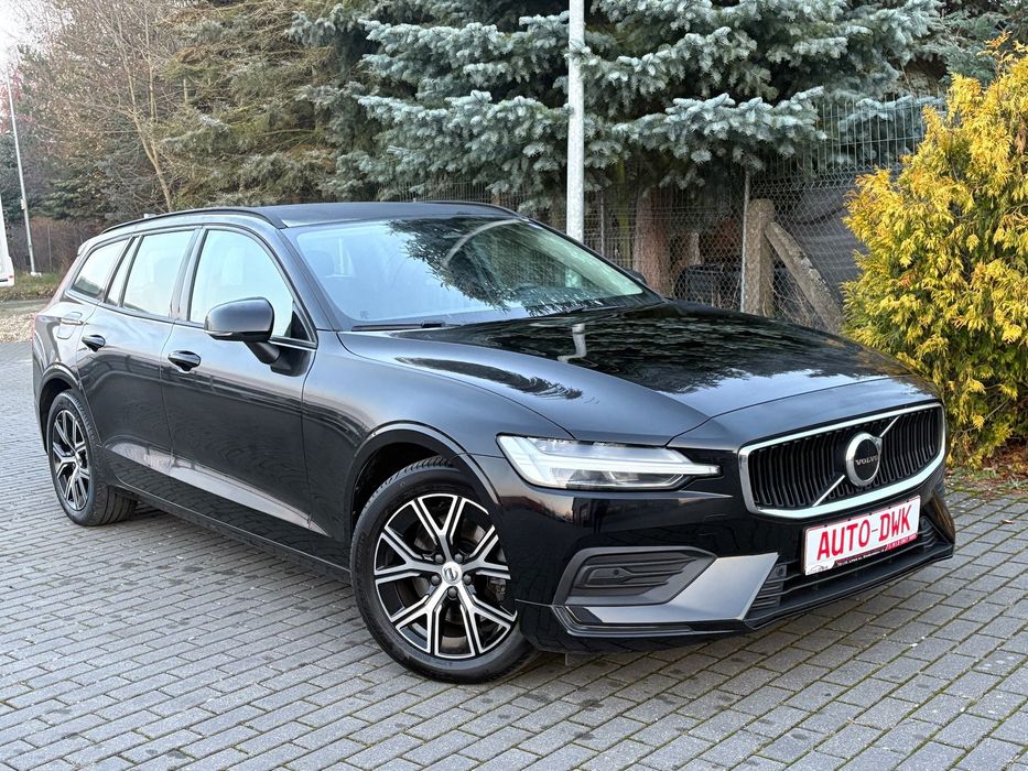 Volvo V60 Lift 2022R 2.0 Benzyna Mild Hibrid Super Stan Bezwypadkowy