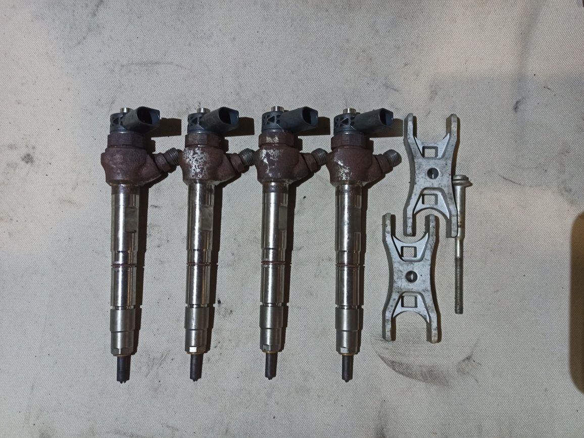 Форсунка 04L130277AC 0445110469 2.0 tdi Skoda VW Audi Seat форсунки