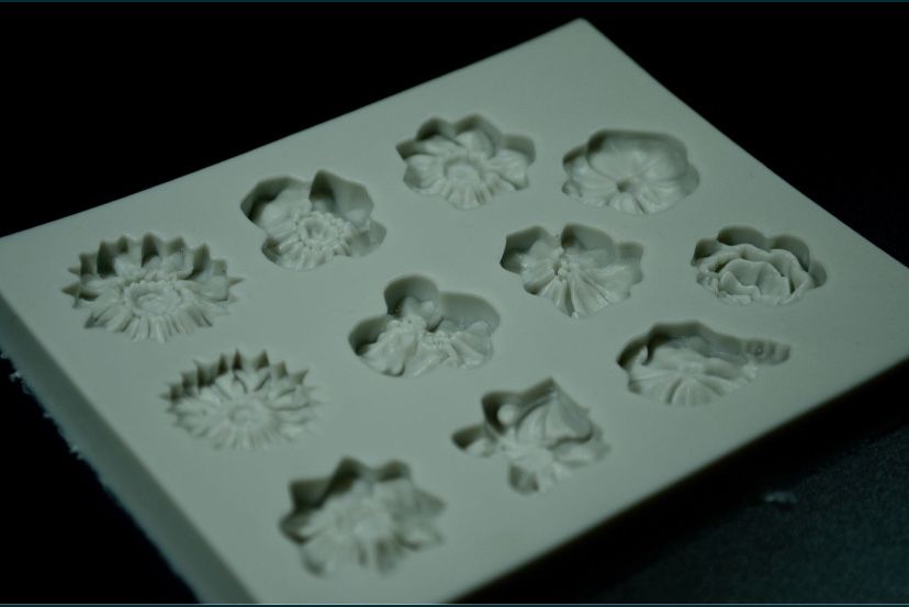 Forma silikonowa do masy cukrowej Kwiatki NOWA