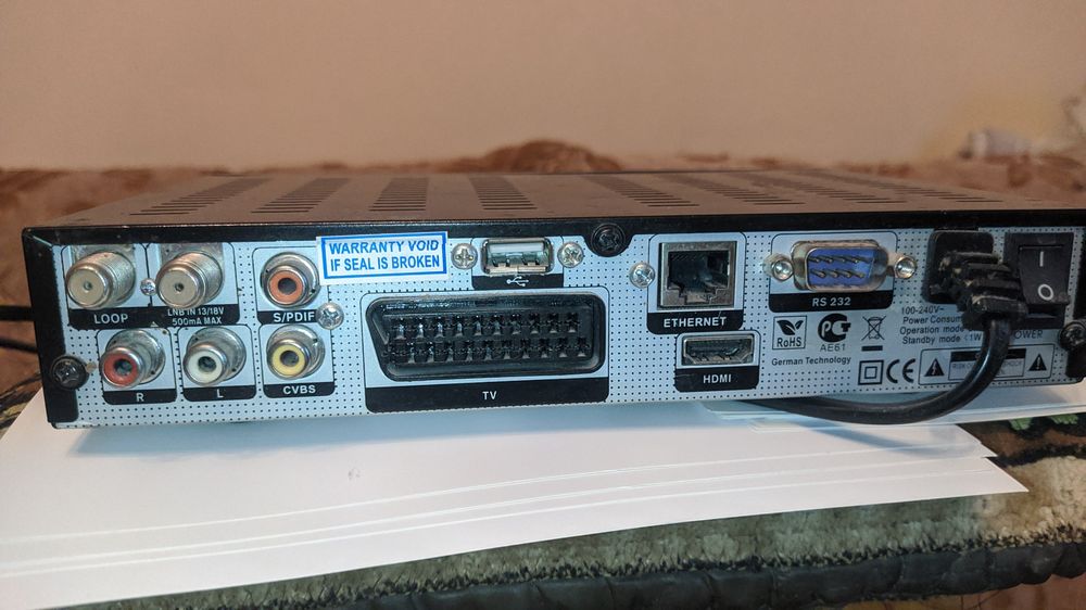 Продаю спутниковый тюнер GI 8120.