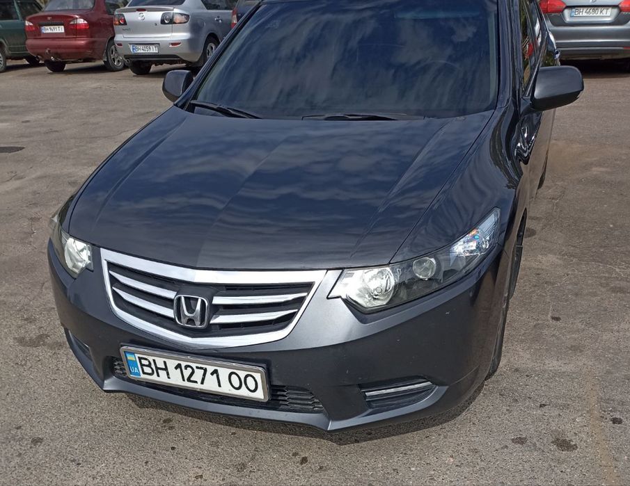 Honda Accord 2011 год