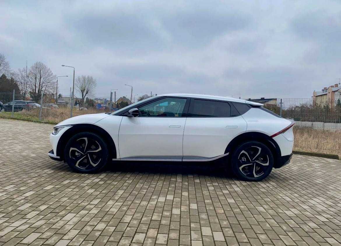 У продажі Kia EV6 2023