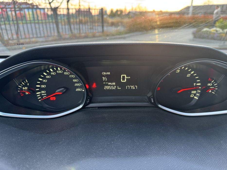 Peugeot 308 T9 2014 р. Дизель