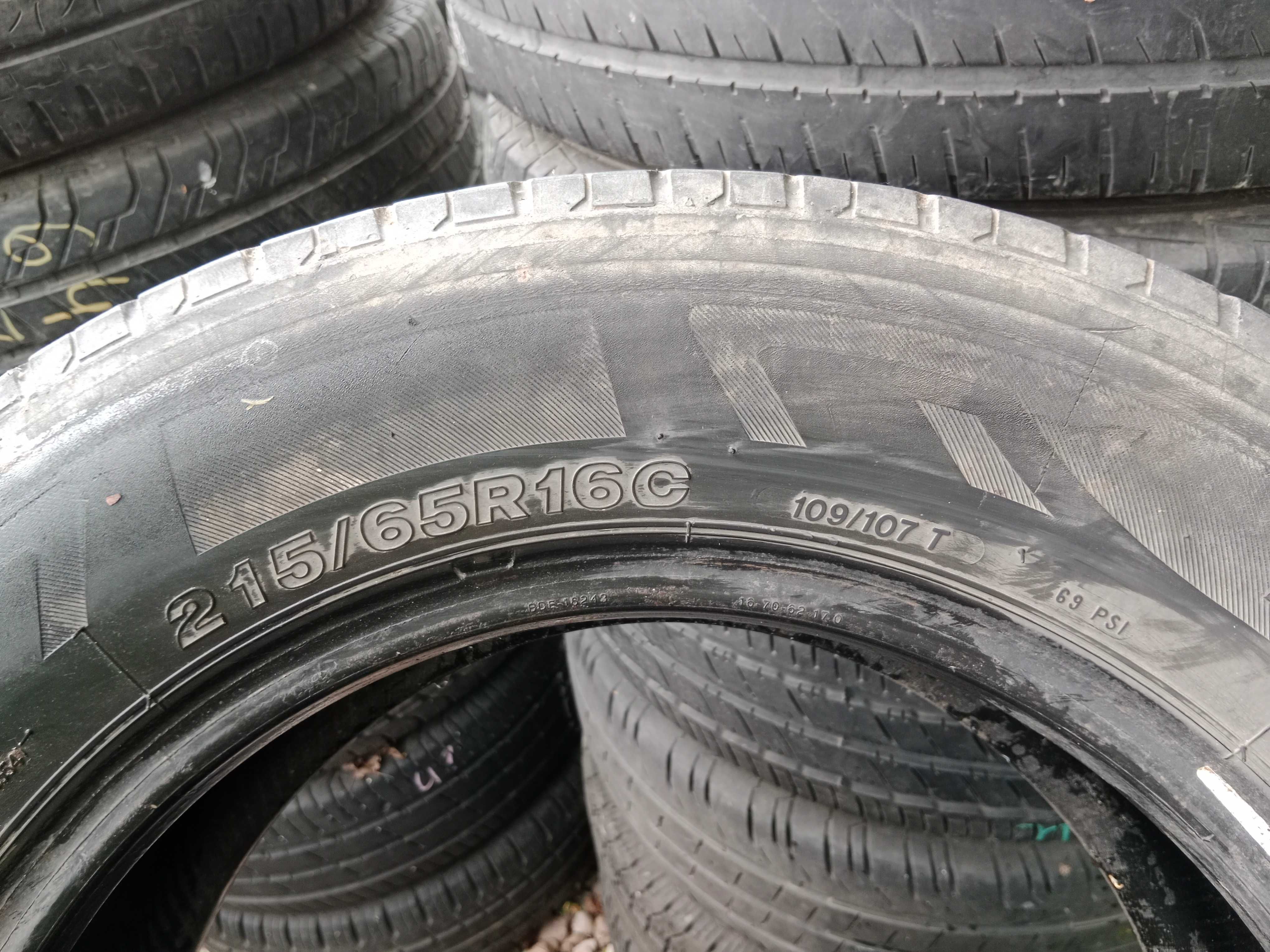 Opona używana 215/65R16C Firestone Vanhawk 2 1szt.