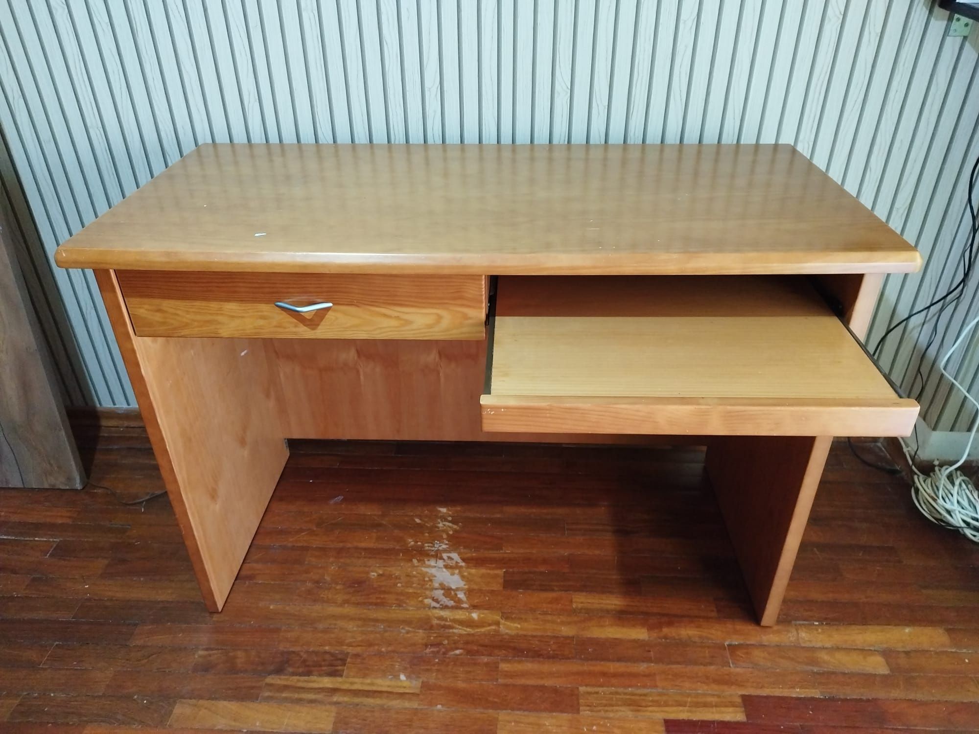Secretaria maciça pinho mel +cadeira