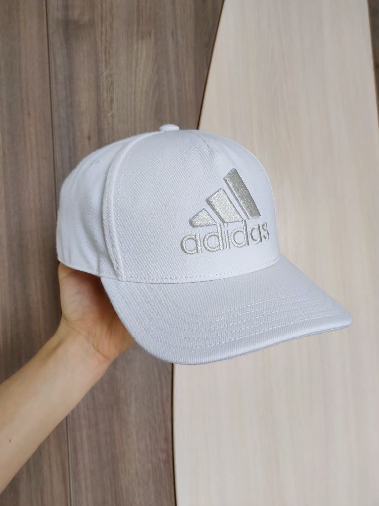 Кепка бейсболка Adidas бейсболка snapback Adidas оригінал 55-56