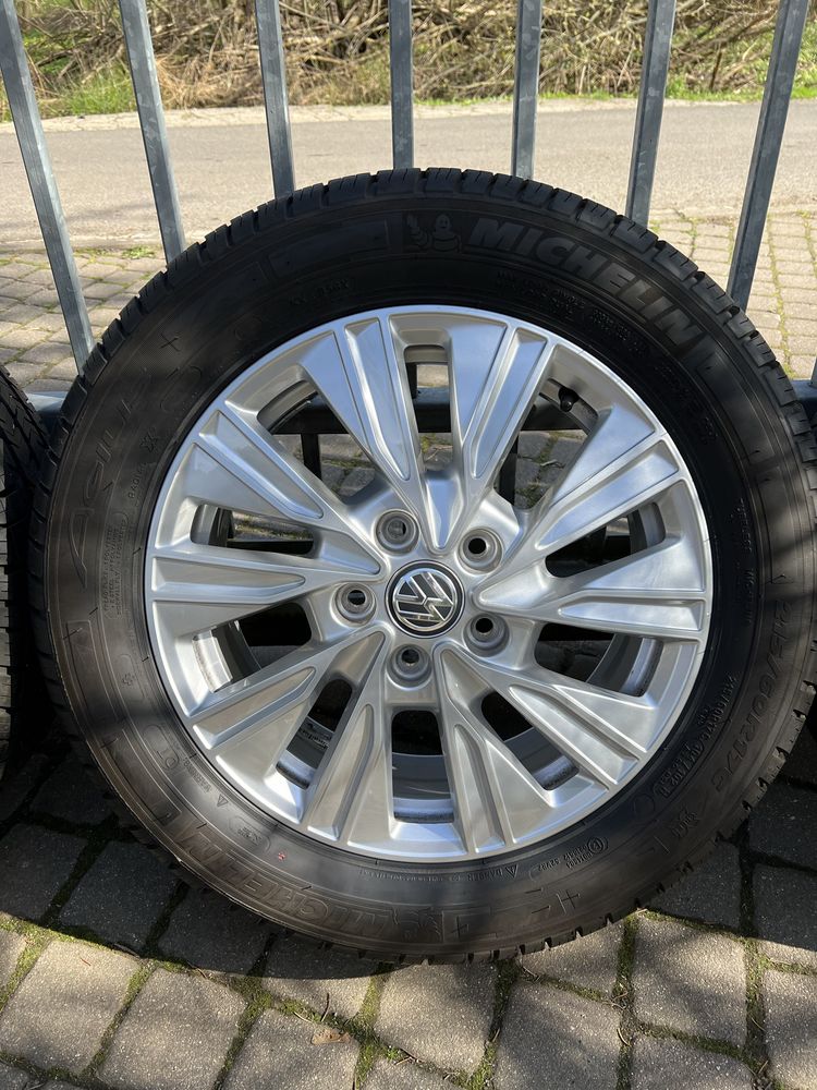 VW T6 T7 nowe Lato 215/60/17C Michelin