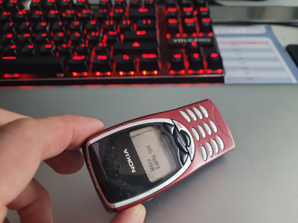 Fabrycznie Oryginalna Nokia 8210