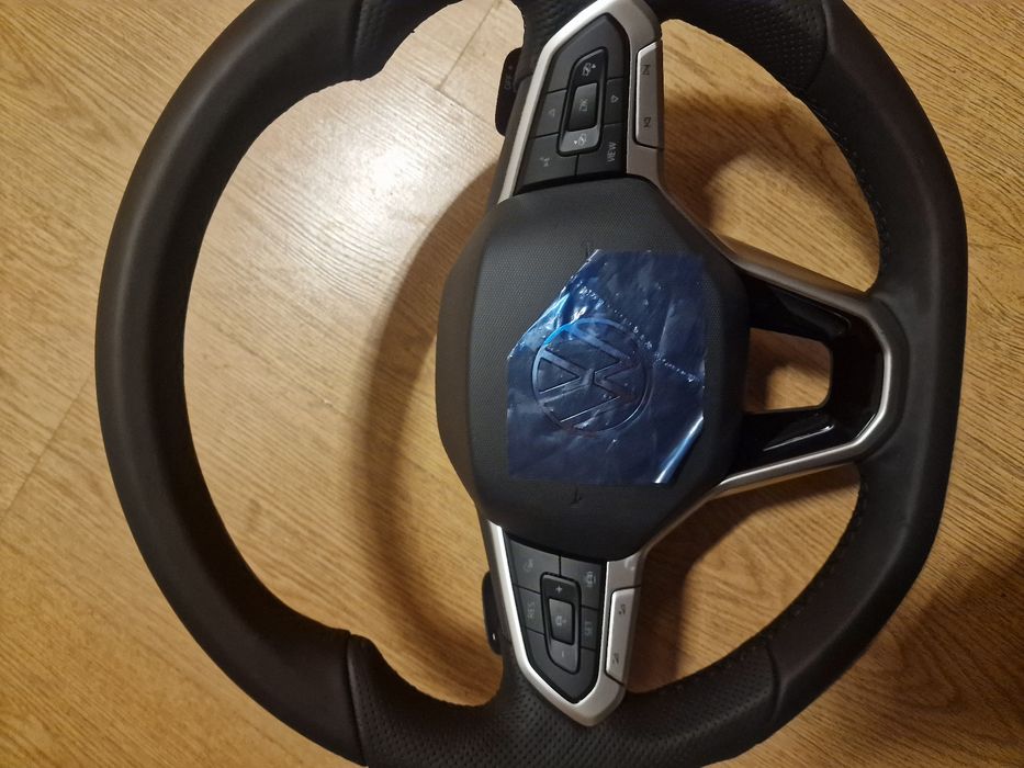 Vendo volante golf 8